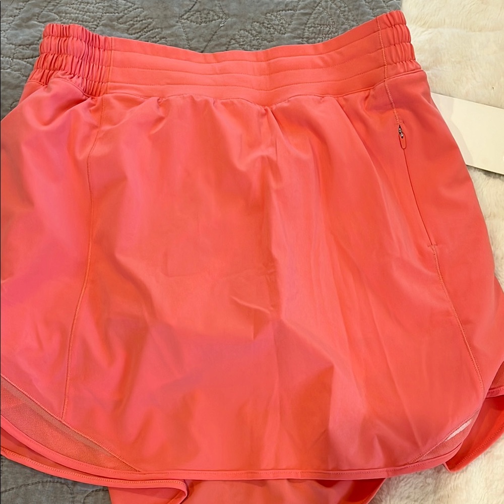 lululemon athletica Coral Women Shorts Skorts